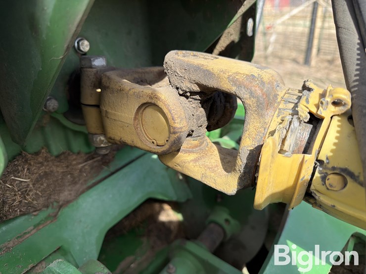 2020-john-deere-r15-image-11