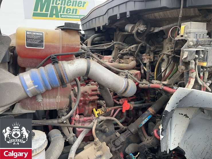 2019-international-workstar-7400-image-24