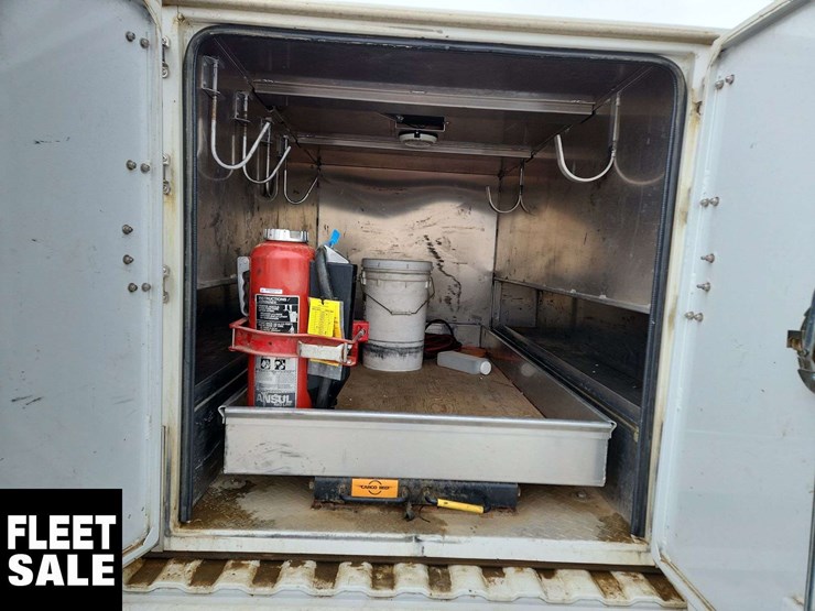 2019-gmc-sierra-2500hd-image-30