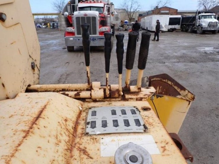 2007-gehl-1448-image-14