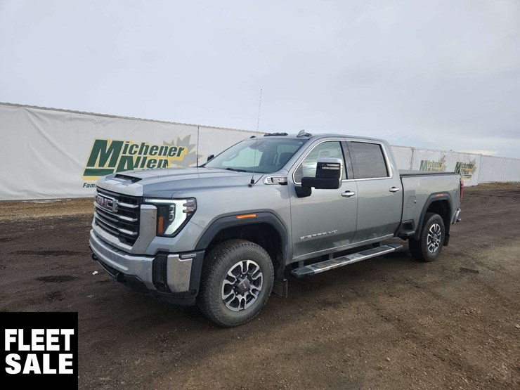 2024-gmc-sierra-2500hd-image-1