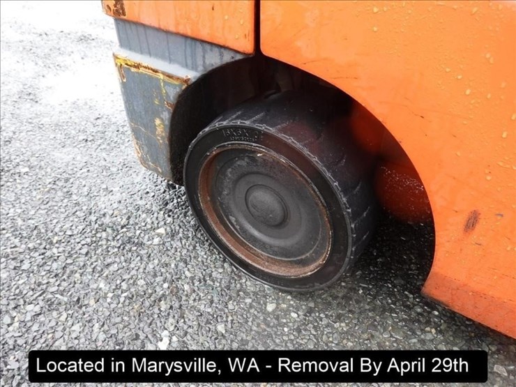 2013-toyota-8fgcu32-image-14