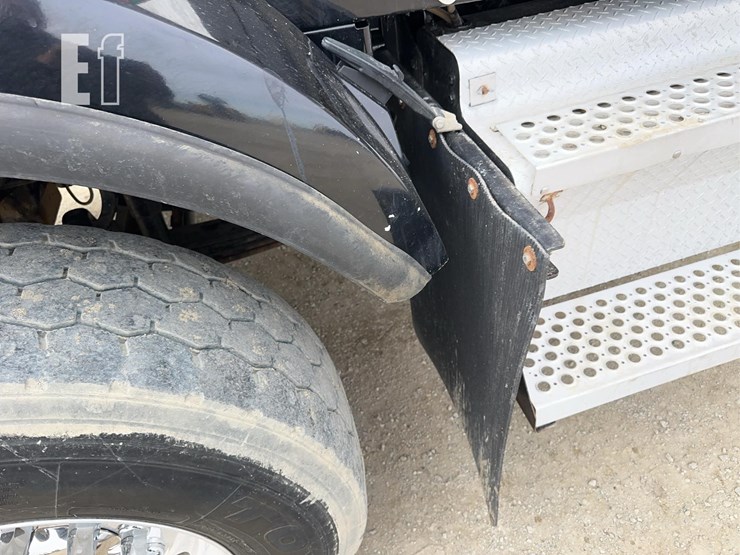 2003-kenworth-t800-image-28