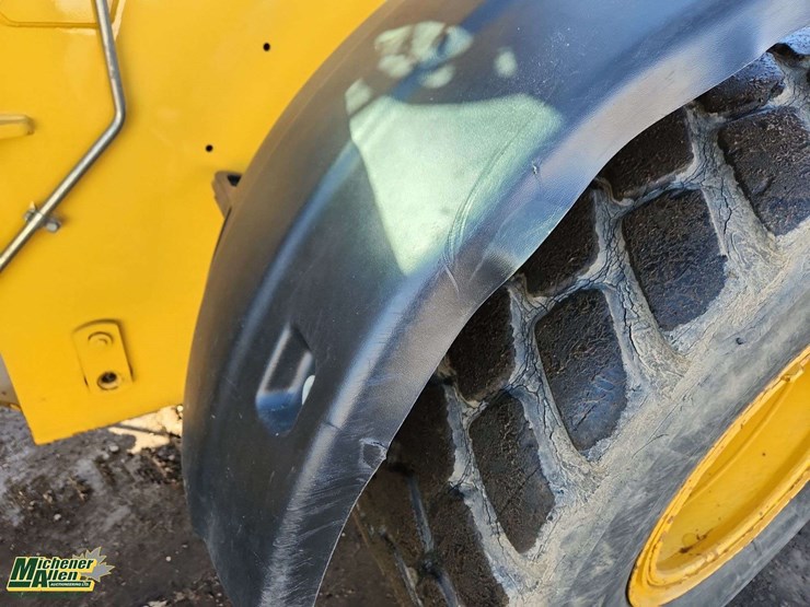 2005-caterpillar-924g-image-37