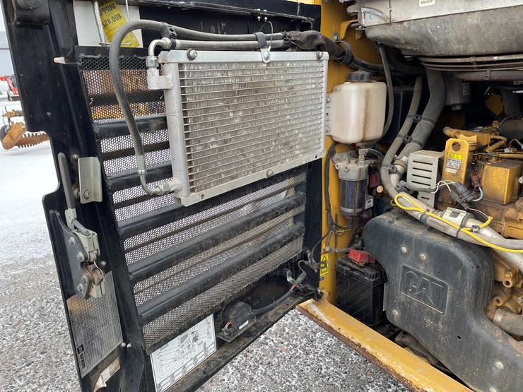 2015-caterpillar-279d-image-20