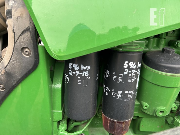 2014-john-deere-8320r-image-29