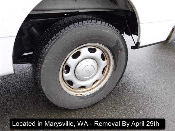 2014-ford-f150-xl-image-15