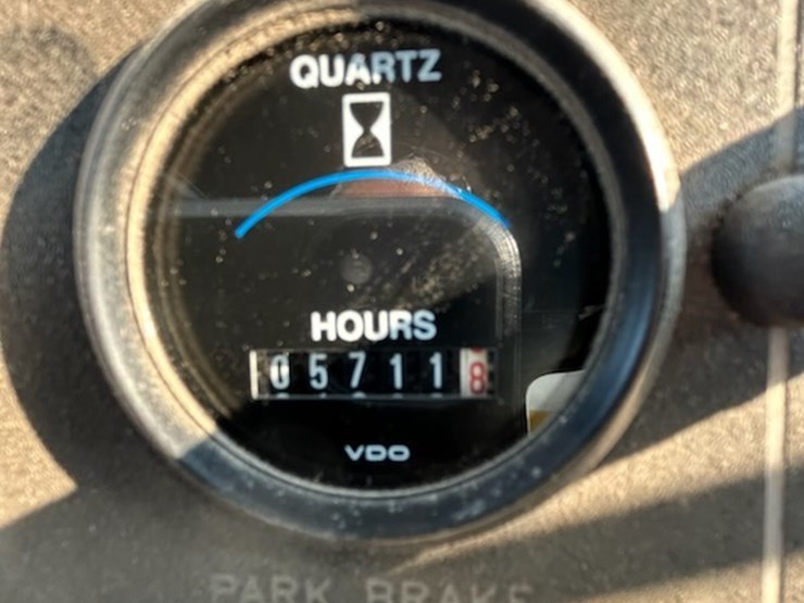 1997-john-deere-6081-image-3