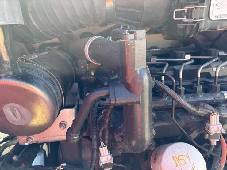 2020-bobcat-s550-image-43