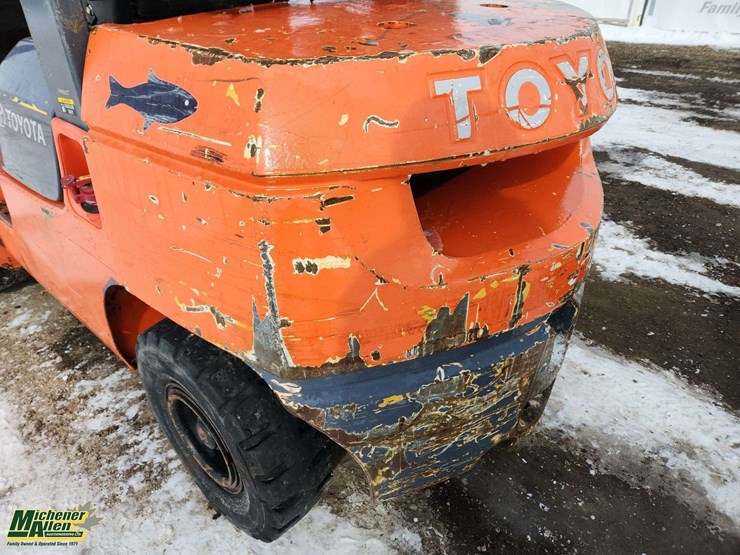 2005-toyota-7fgu30-image-20