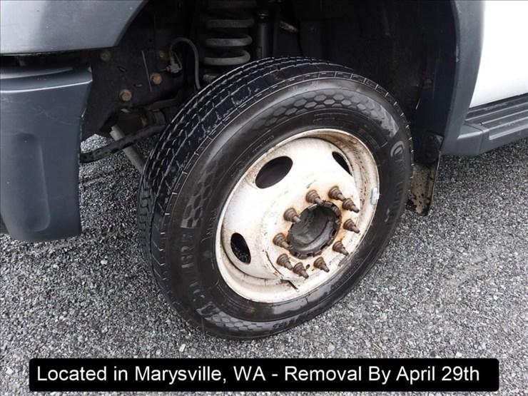 2011-ford-f450-image-16