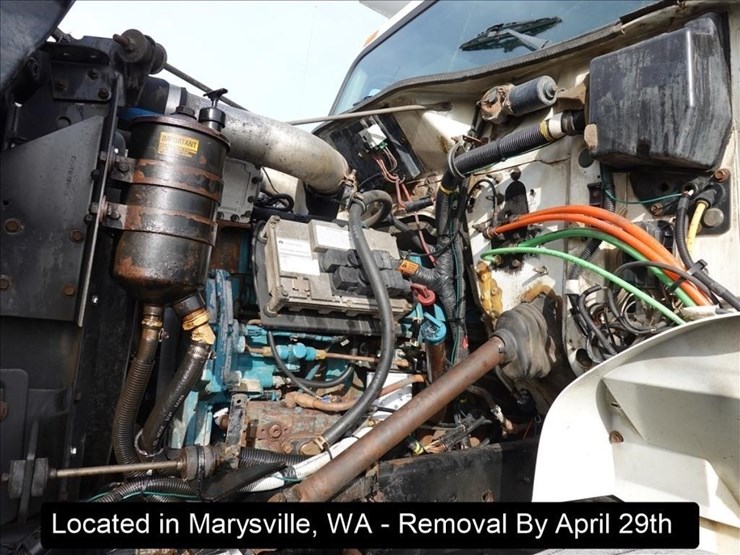 2001-international-4900-image-30