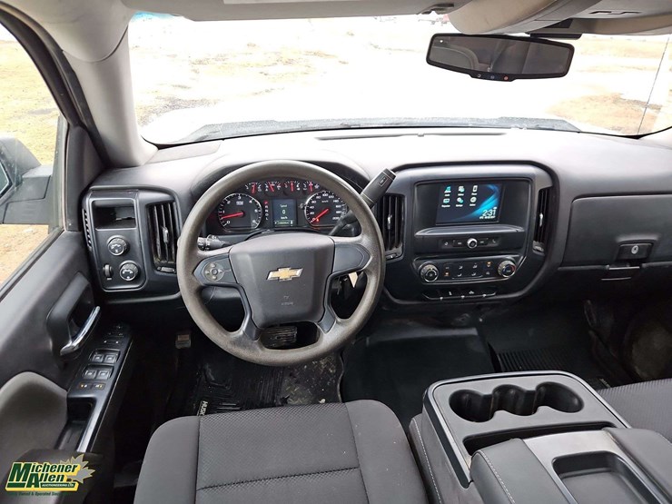 2018-chevrolet-silverado-1500-image-21
