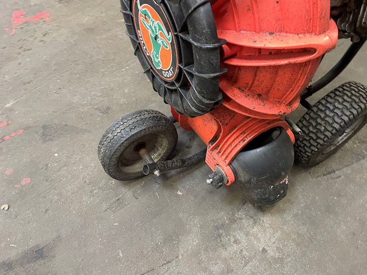 #2533-•-billy-goat-walk-behind-blower-(columbia-heights,-mn)-image-12
