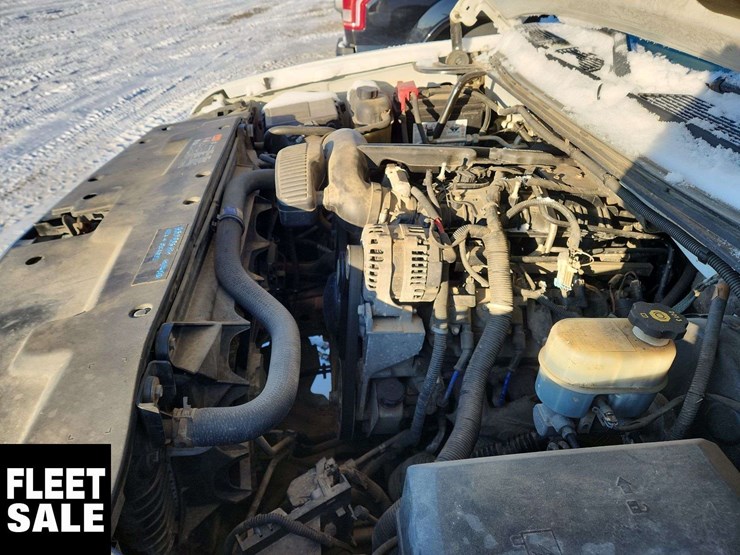 2011-chevrolet-silverado-1500-image-24