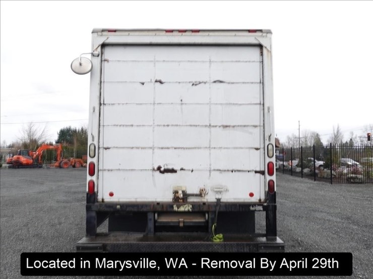 2007-mitsubishi-fuso-fe140-image-23