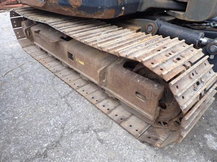 2019-bobcat-e85-image-19