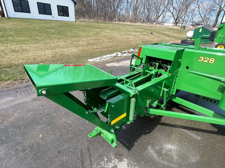 #144-•-john-deere-square-baler-(stoughton,-wi)-image-22