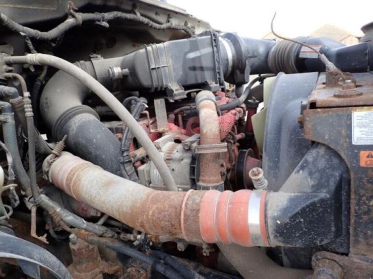 2012-ford-f750-xlt-image-29