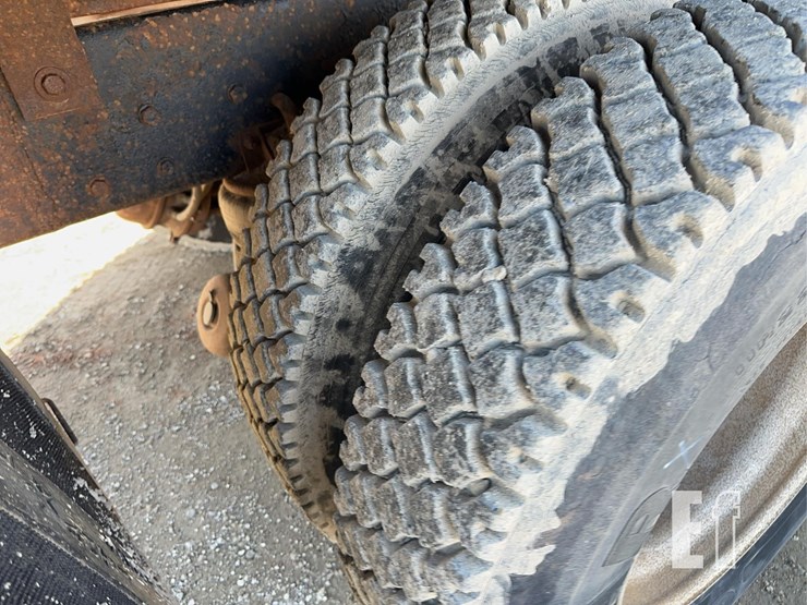 2003-kenworth-t800-image-12