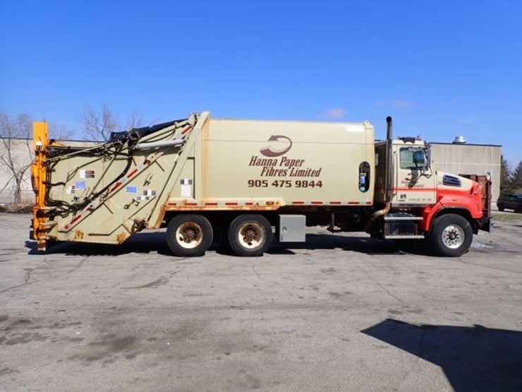 2017-western-star-4700sb-image-4