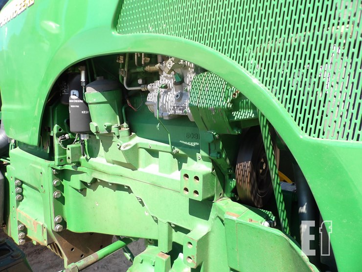 john-deere-8220-image-9