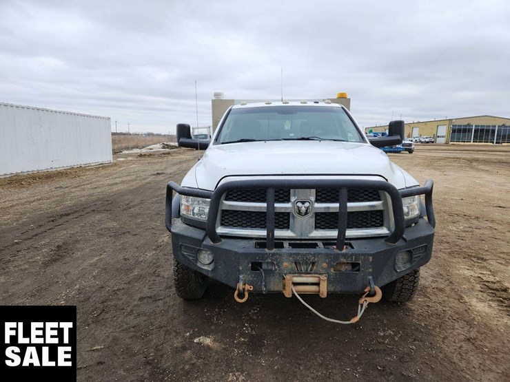 2015-ram-5500-slt-image-8