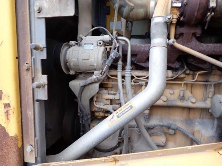 2006-deere-624j-image-56