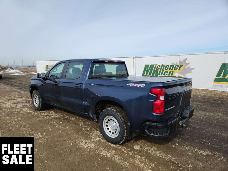 2022-chevrolet-silverado-1500-image-3