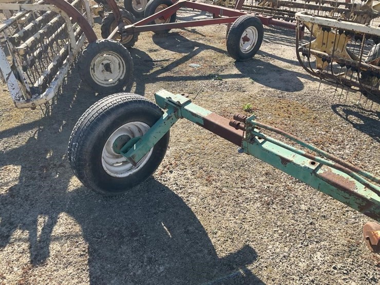 new-holland-260-image-17