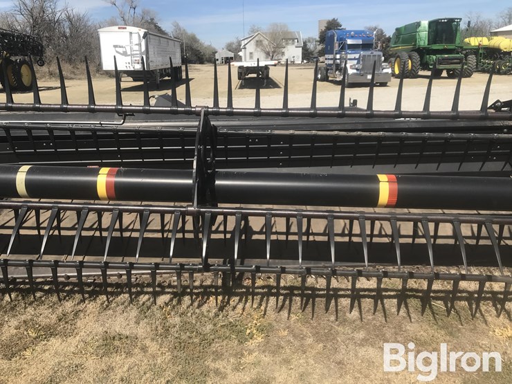 2011-case-ih-2152-image-12