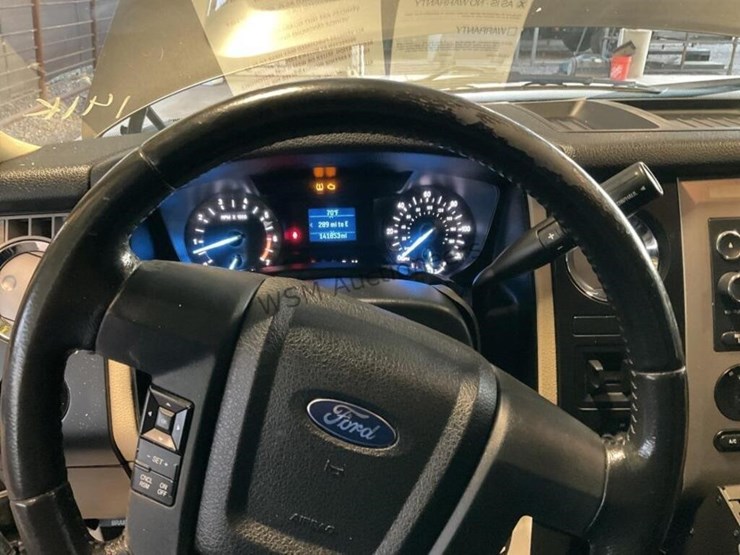 2016-ford-expedition-image-16