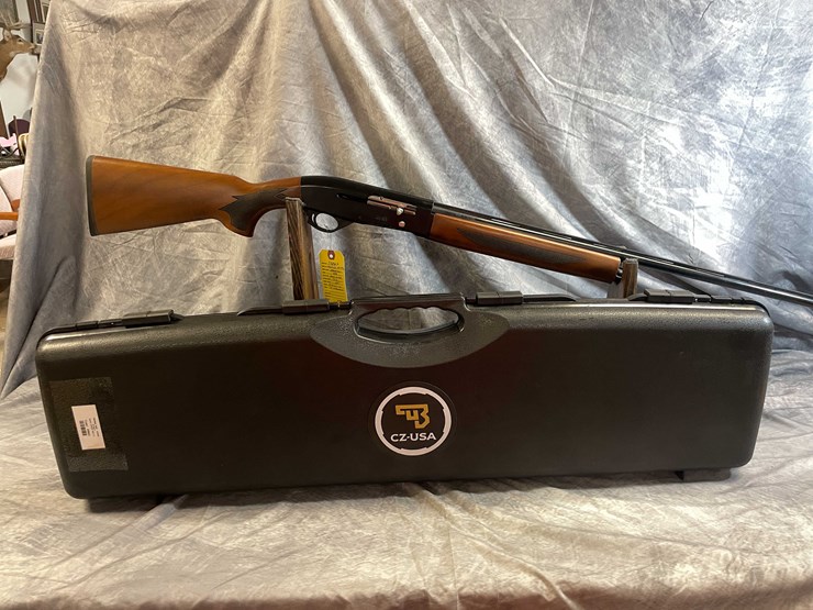 #10091-•-hatfield-sas,-410-ga.-semi-auto-shotgun,-sn:-410a22-001772-image-18