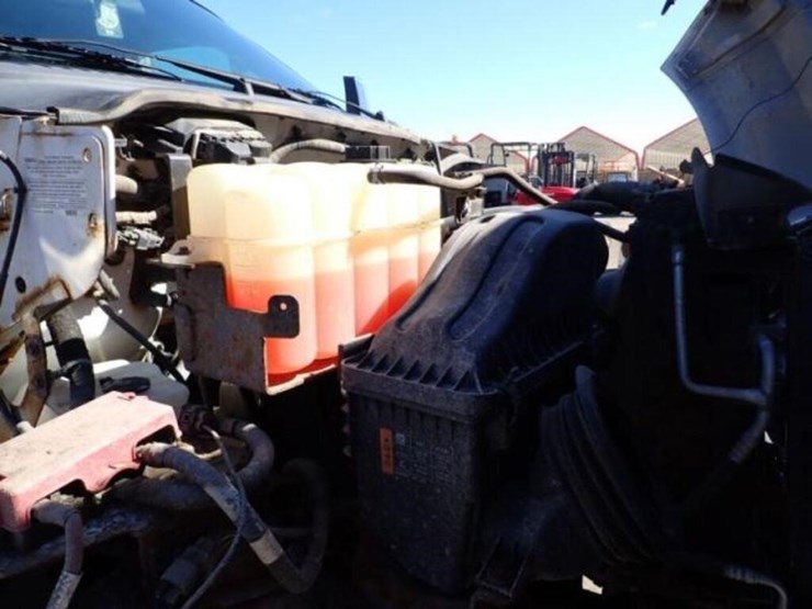 2016-ford-f650-image-29