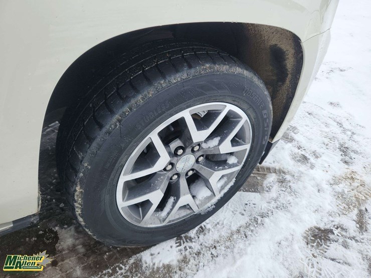 2015-gmc-yukon-denali-image-13