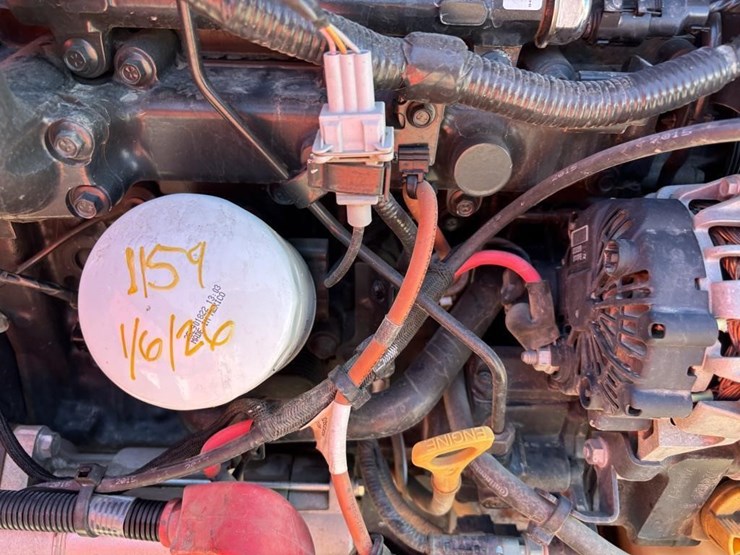 2020-bobcat-s550-image-40