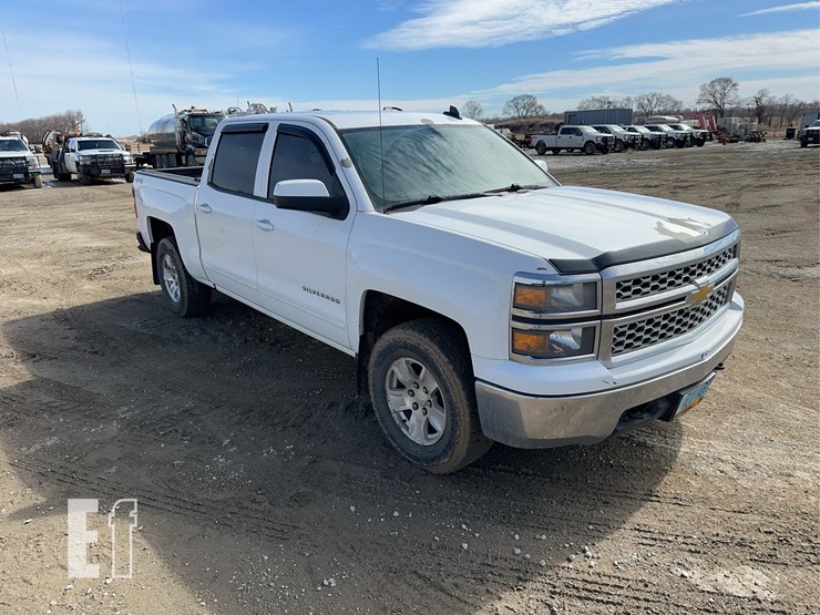 2015-chevrolet-silverado-1500-image-3
