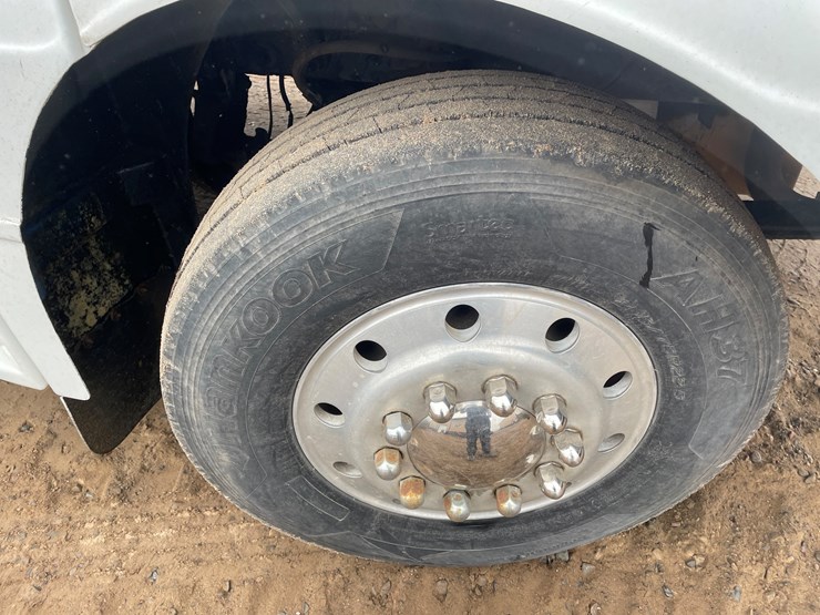 #244-•-1989-peterbilt-flatbed-truck-tractor-(has-mn-title)-(princeton,-mn)-image-17