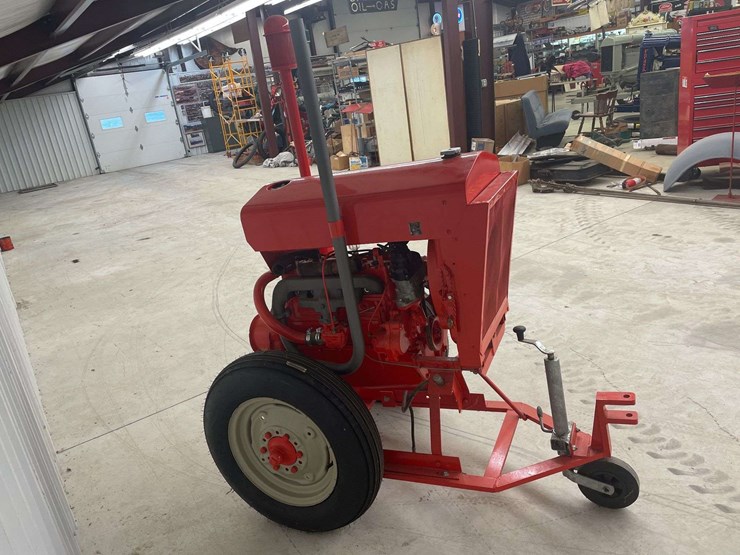 1950-ford-8n-image-3