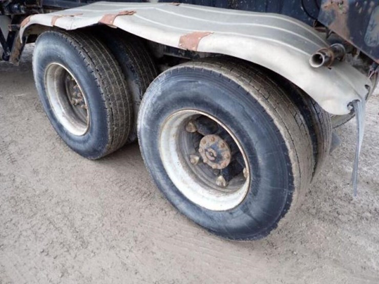 1999-sterling-l9513-image-50