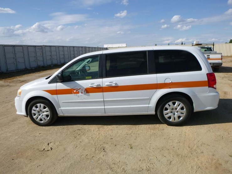 2014-dodge-grand-caravan-image-6