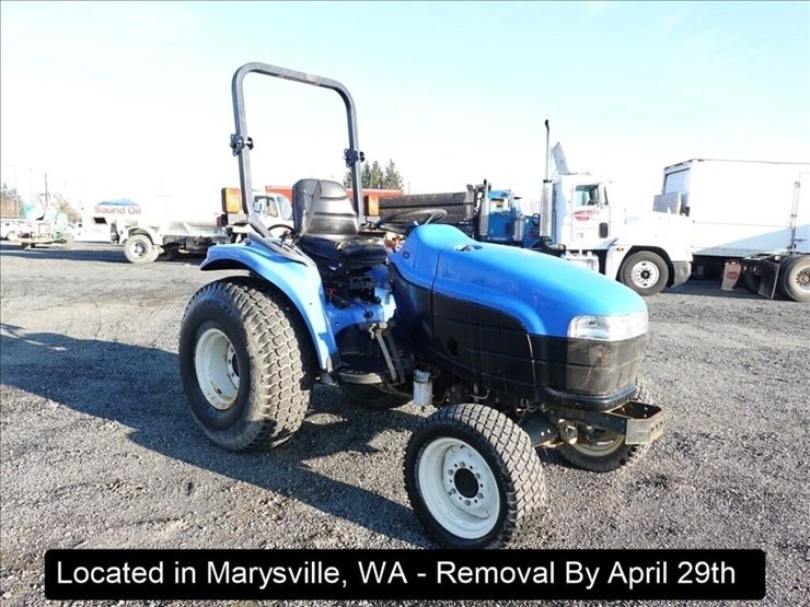 2003-new-holland-tc33d-image-9