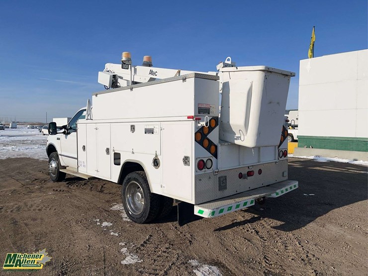 2001-ford-f450-image-3