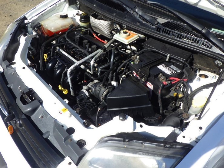 2013-ford-transit-connect-image-10