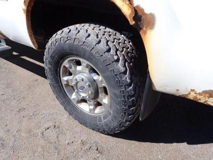 2015-ford-f350-image-32