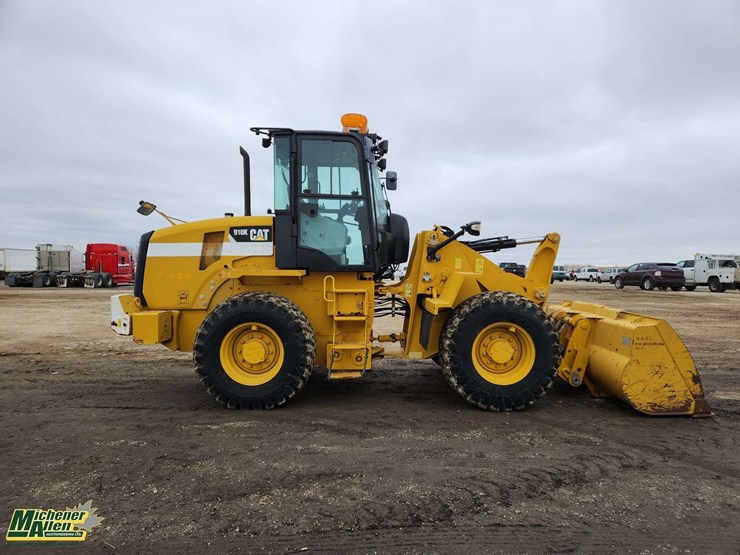 2014-caterpillar-910k-image-23