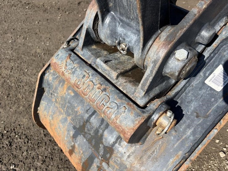 2020-bobcat-e26-image-13