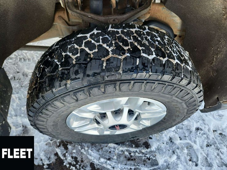 2021-gmc-sierra-2500hd-image-13