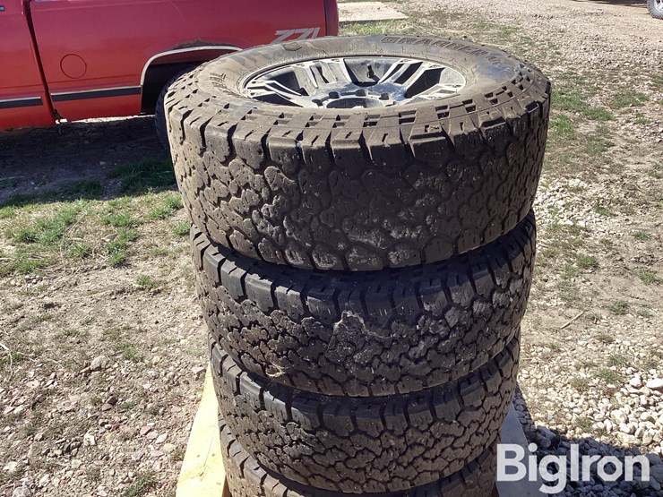 dodge-ram-2500-image-10