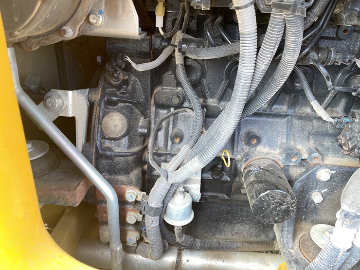 2020-deere-60g-image-36